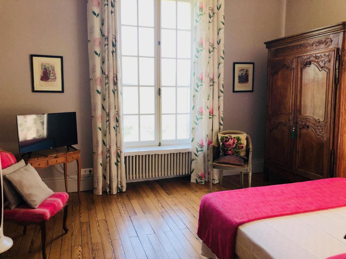 Bed and Breakfast Le Donjon D'Anthon Экстерьер фото